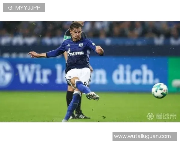 格雷茨卡的崛起与未来展望：从天赋少年到足球场上的中场指挥官